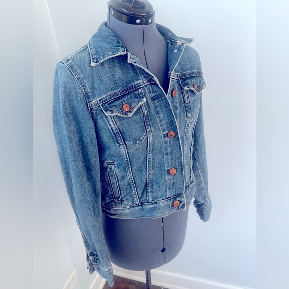 Gap 2011 Vintage Denim Trucker Jacket S Classic Blue Jean Coat Casual Button-Up - Picture 15 of 16